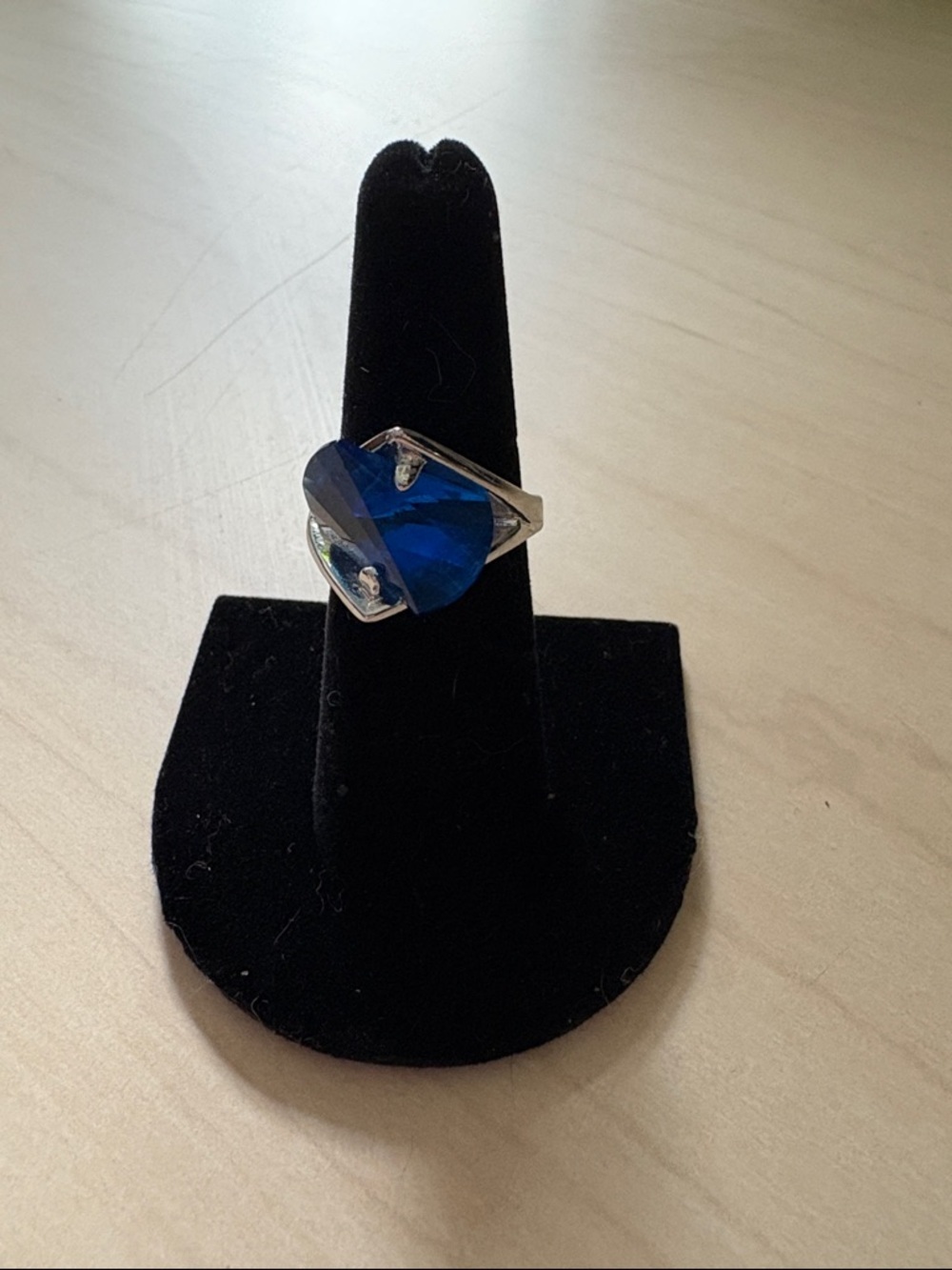 18k White Gold Plated Ring with Deep Blue Crystal Accent - Women Jewelry